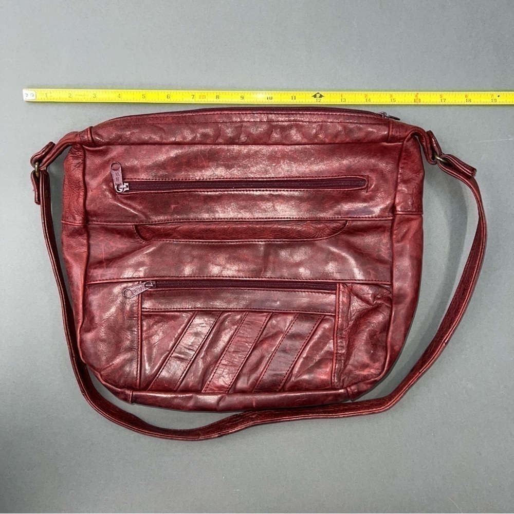 Vintage 1990s Red Leather Shoulder Crossbody Bag - Picture 9 of 10